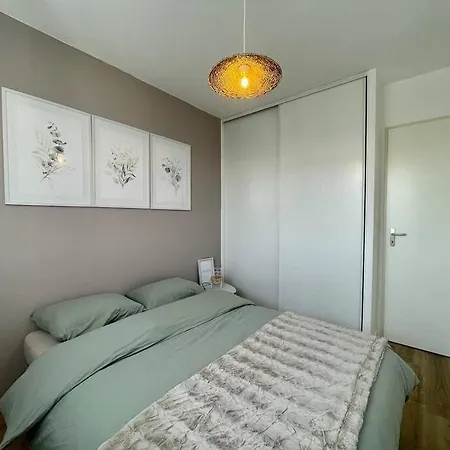 Chez Joyce Appartement Cocooning Lons-le-Saunier Exterior foto